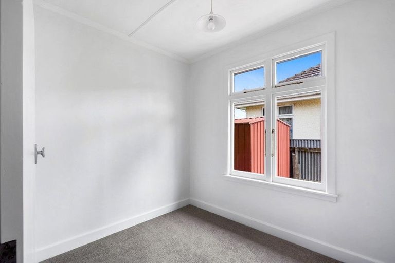 Photo of property in 142 Carlyle Street, Napier South, Napier, 4110