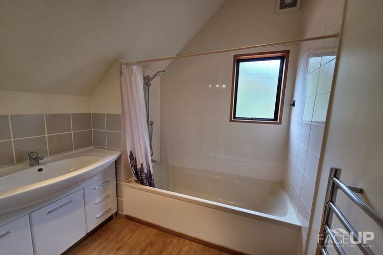 Photo of property in 3/1a Williams Road, Hobsonville, Auckland, 0618