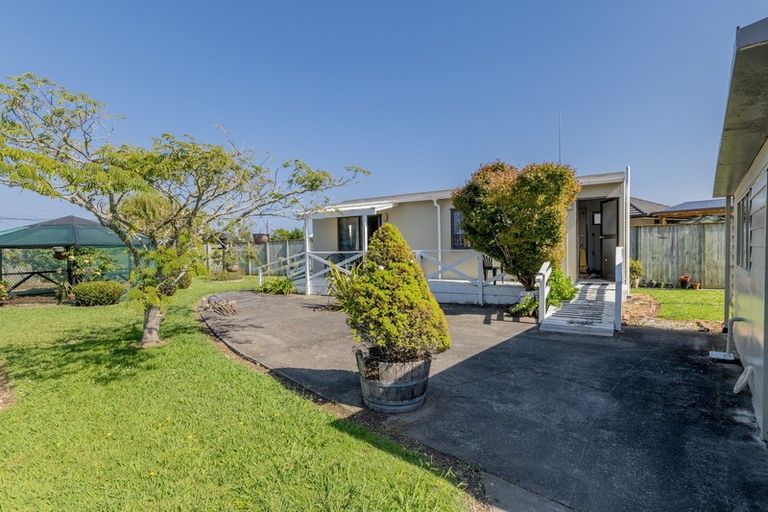 Photo of property in 64 Edinburgh Terrace, Foxton Beach, Foxton, 4815