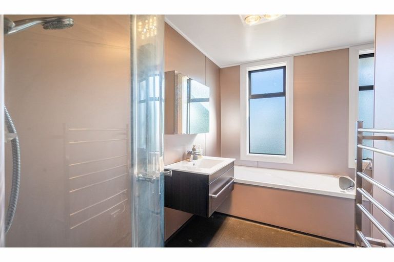 Photo of property in 12 Ardrossan Street, Lawrence, 9532