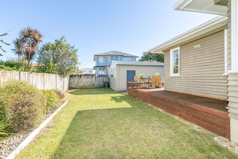 Photo of property in 29 Lake Crescent, Hamilton Lake, Hamilton, 3204