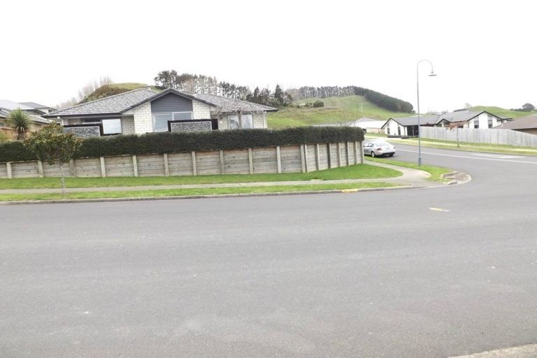 Photo of property in 5 Ballintoy Park Drive, Welcome Bay, Tauranga, 3175