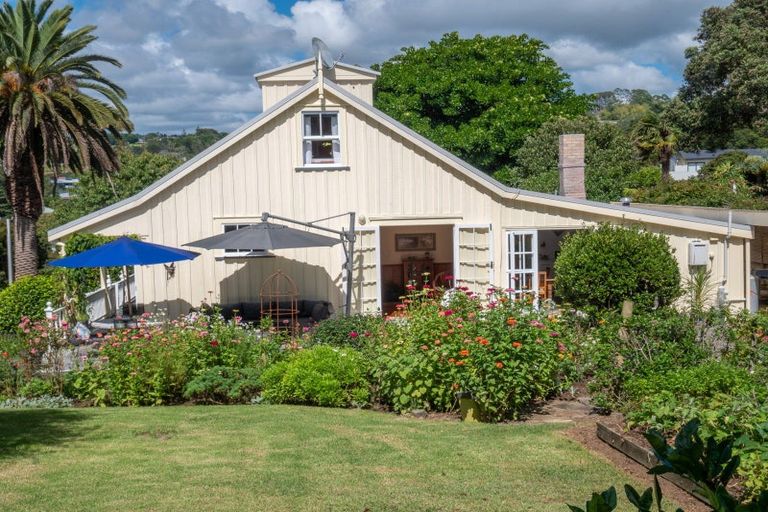 Photo of property in 2 Tasman Street, Mangonui, 0420