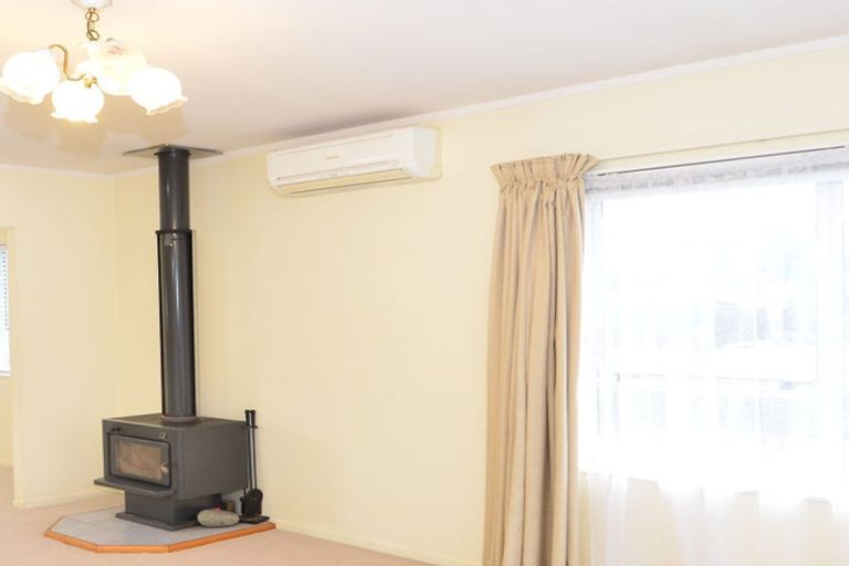 Photo of property in 3a West Hoe Road, Orewa, 0931