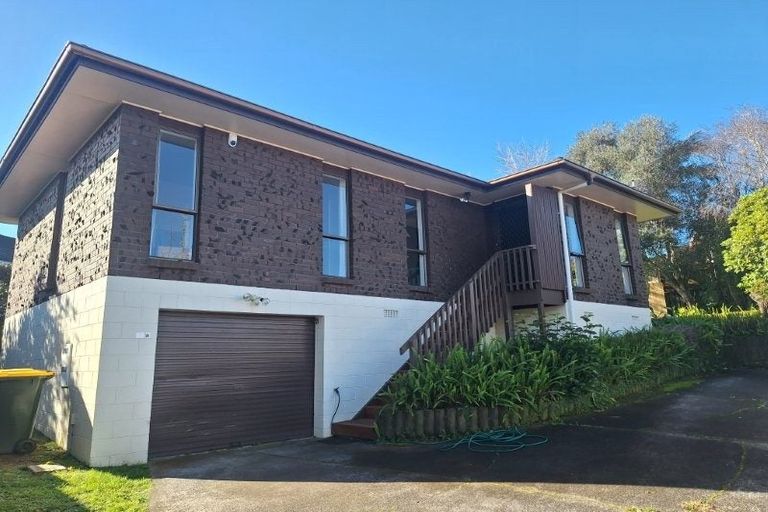 Photo of property in 2/19 Birman Close, Half Moon Bay, Auckland, 2012