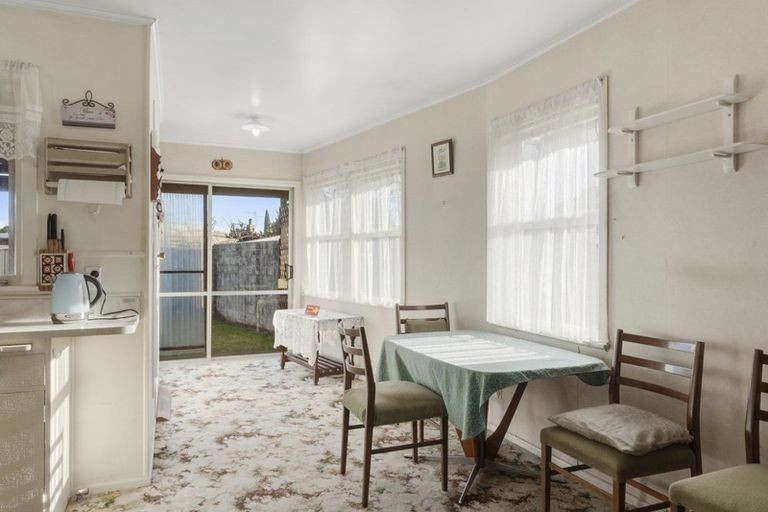 Photo of property in 159 Sandwich Road, St Andrews, Hamilton, 3200