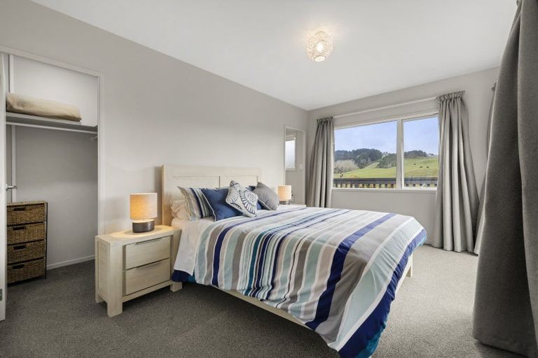 Photo of property in 25 Robertson Street, Raglan, 3225