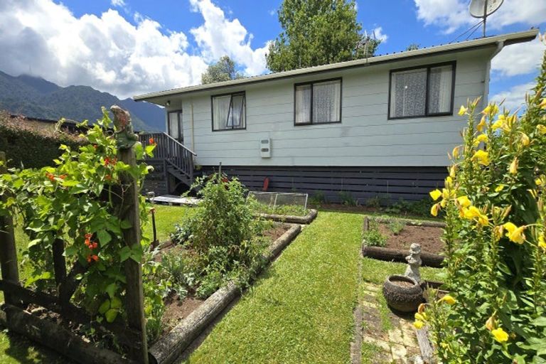 Photo of property in 13 Aroha View Avenue, Te Aroha, 3320