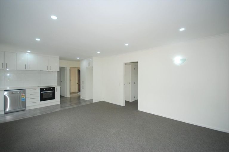 Photo of property in 3/23a Saxon Street, Waterview, Auckland, 1026