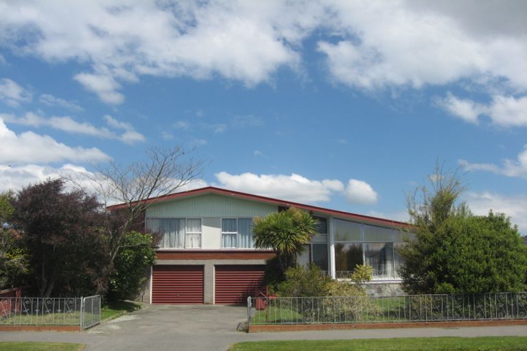 Photo of property in 3 Rolfe Place, Bishopdale, Christchurch, 8053