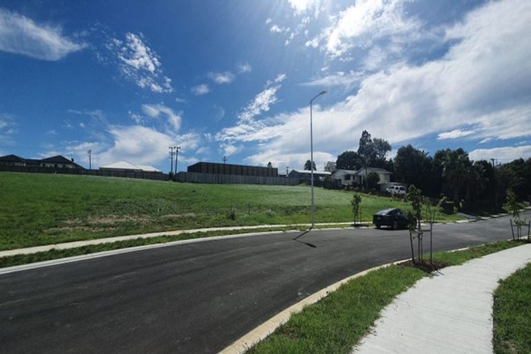 Photo of property in 20 Brigitte View, Snells Beach, 0920