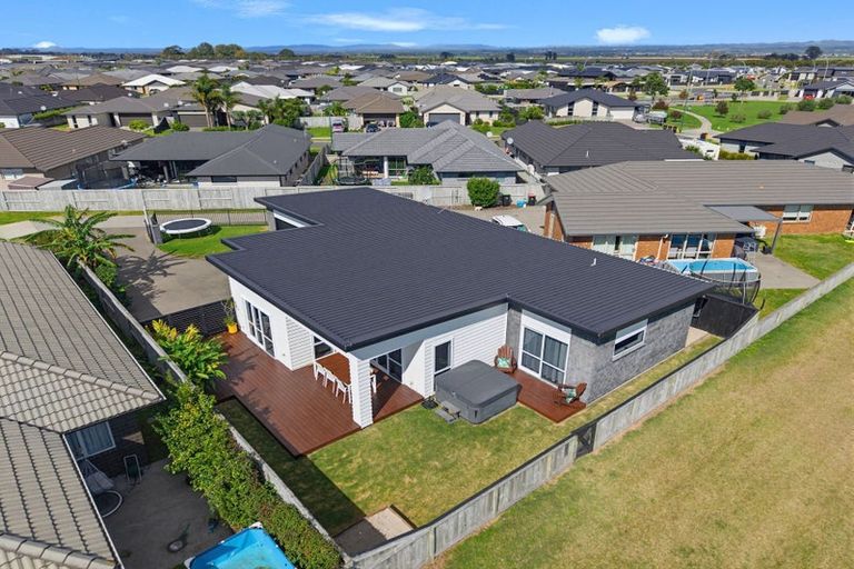 Photo of property in 48 Cupples Street, Papamoa Beach, Papamoa, 3118
