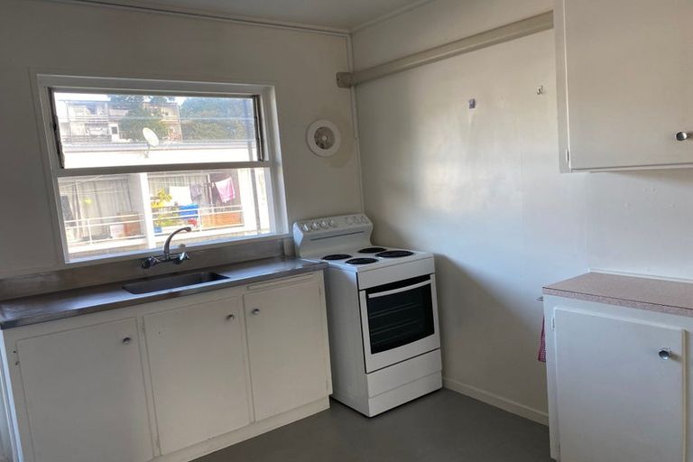 Photo of property in 9 Esplanade Road, Mount Eden, Auckland, 1024