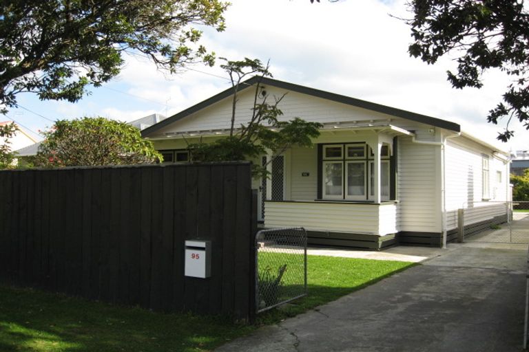 Photo of property in 95 Bell Road, Waiwhetu, Lower Hutt, 5010