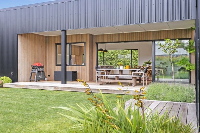 Photo of property in 11 Bodes Lane, Kinloch, Taupo, 3377