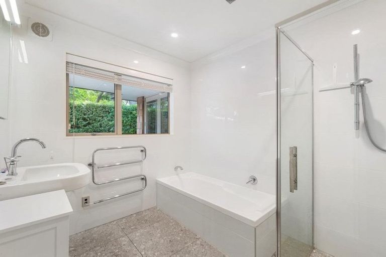 Photo of property in 4 Kilmuir Lane, Harewood, Christchurch, 8051