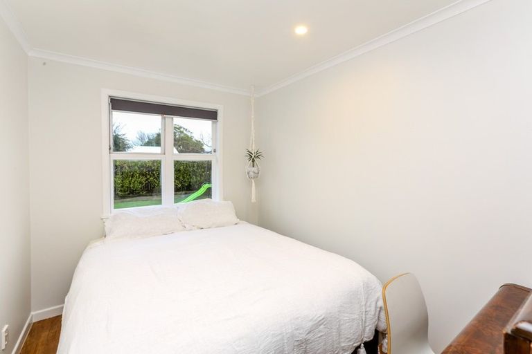 Photo of property in 246 Huatoki Street, Upper Vogeltown, New Plymouth, 4310