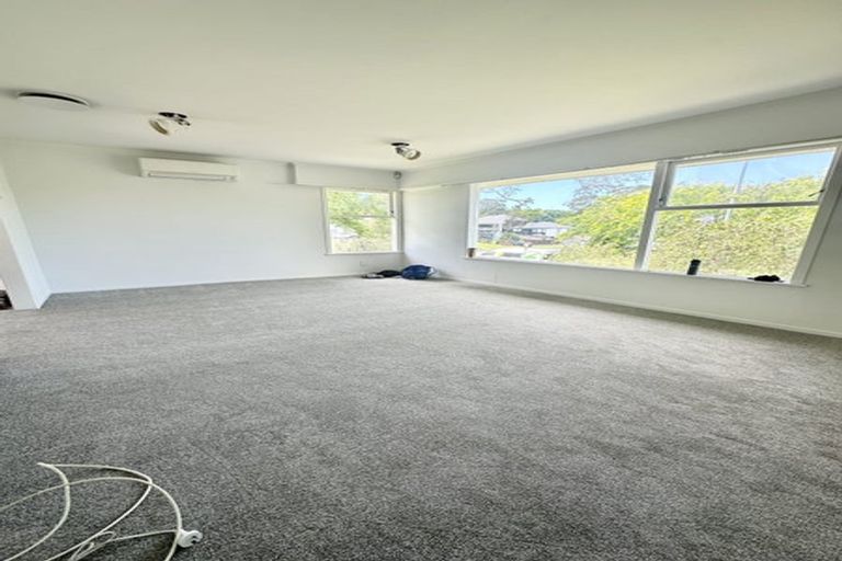 Photo of property in 86 Marlborough Avenue, Glenfield, Auckland, 0629