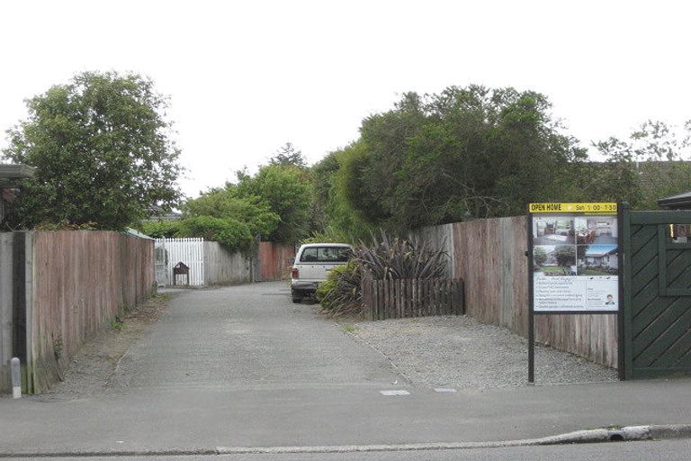 Photo of property in 102b Queenspark Drive, Parklands, Christchurch, 8083