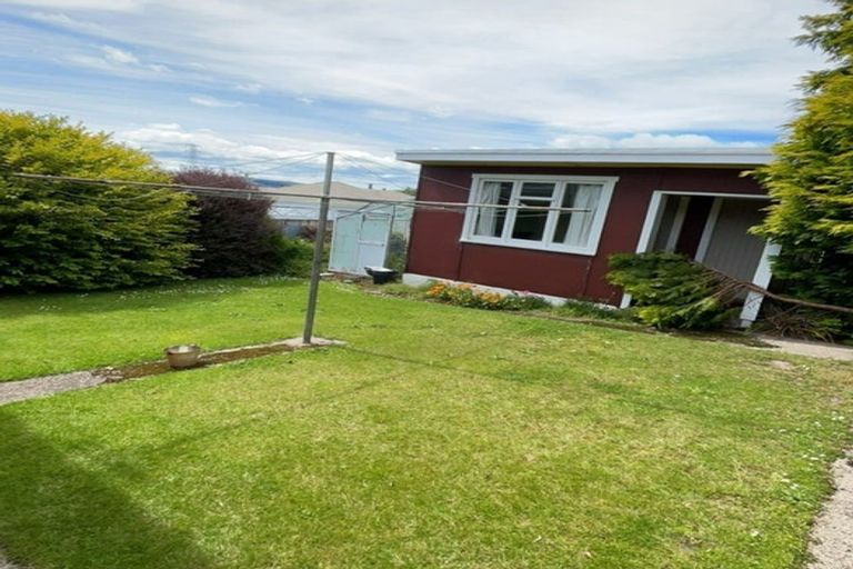 Photo of property in 114 Wakari Road, Helensburgh, Dunedin, 9010