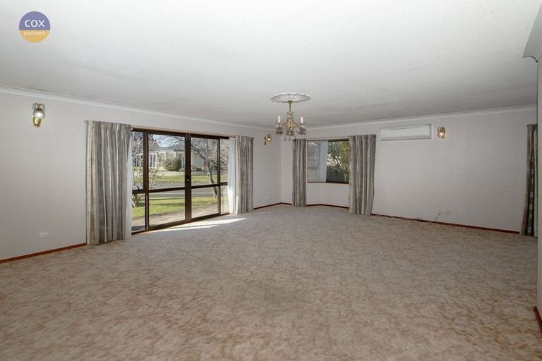 Photo of property in 14 Lamason Street, Greenmeadows, Napier, 4112