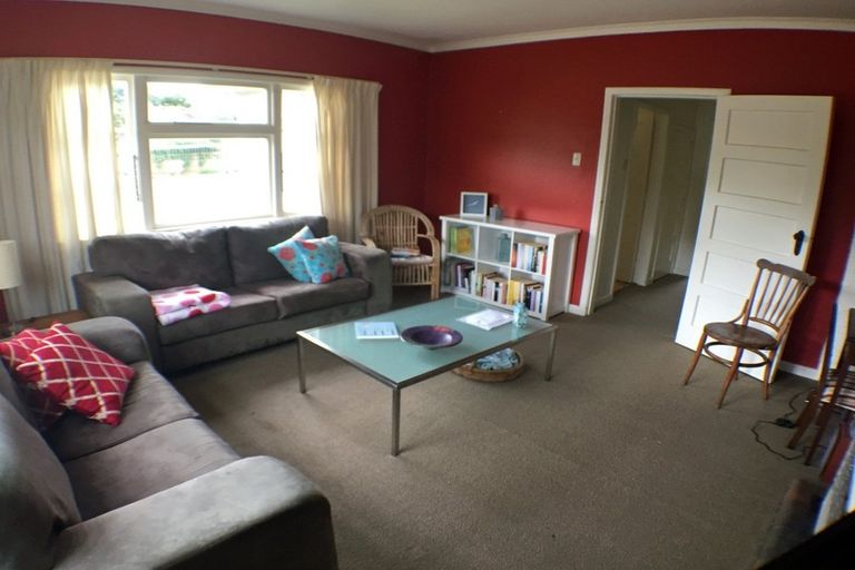 Photo of property in 6 Manuka Street, Hokowhitu, Palmerston North, 4410