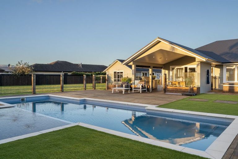 Photo of property in 35 Twin Oak Avenue, Papamoa Beach, Papamoa, 3118