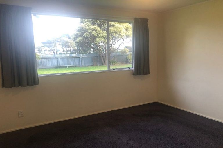 Photo of property in 2/17 Donovan Road, Paraparaumu Beach, Paraparaumu, 5032