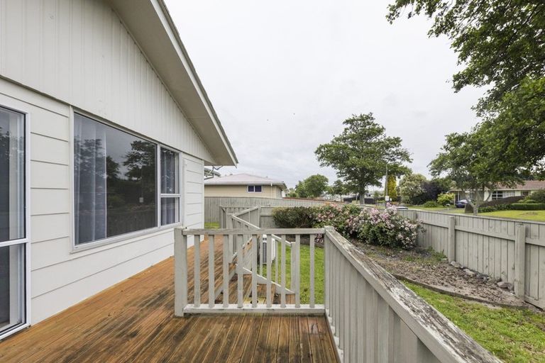 Photo of property in 111 Apollo Parade, Milson, Palmerston North, 4414