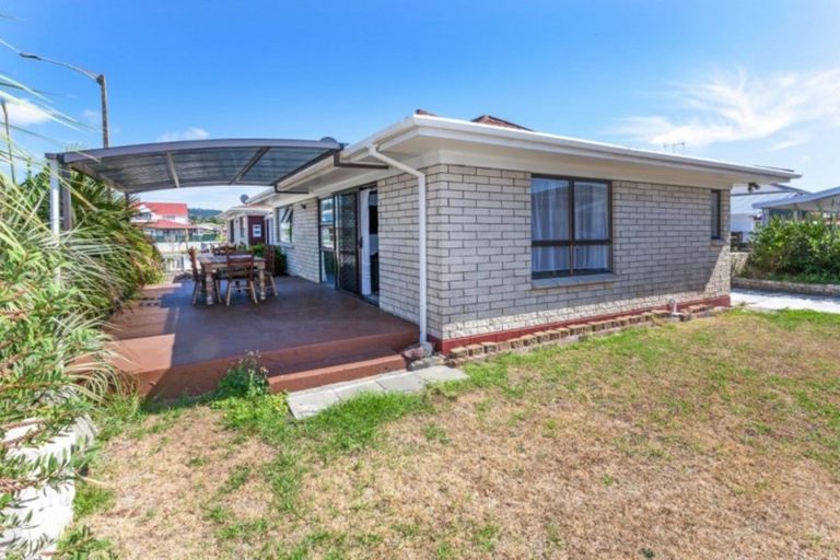 Photo of property in 500b Port Road, Whangamata, 3620