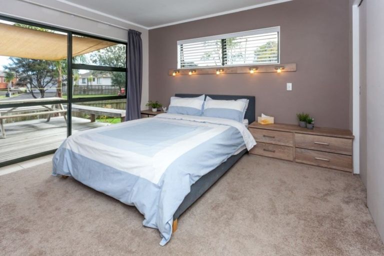 Photo of property in 2 Morcom Drive, Cooks Beach, Whitianga, 3591