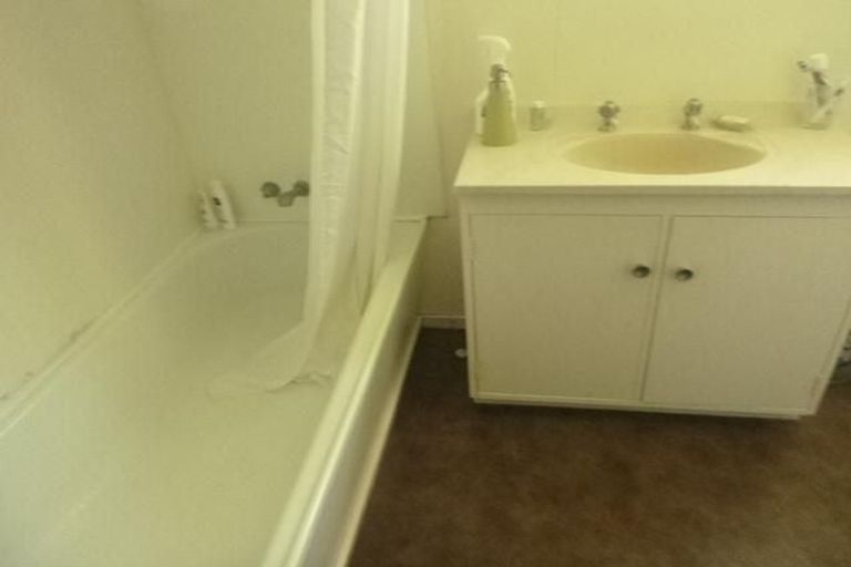 Photo of property in 9a Clementine Way, Crofton Downs, Wellington, 6035