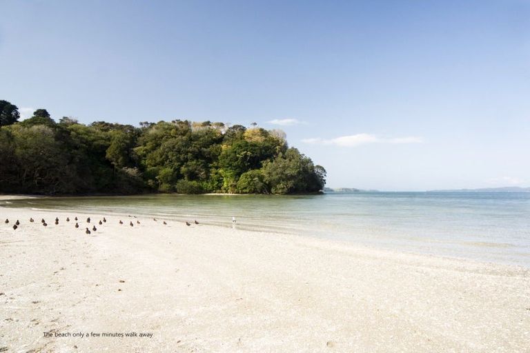 Photo of property in 41 Governor Grey Road, Snells Beach, 0920