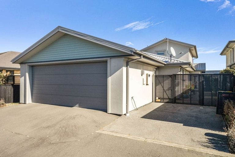 Photo of property in 4 Solander Road, Pegasus, 7612