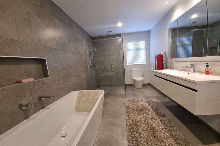 Photo of property in 38 Jeffreys Road, Fendalton, Christchurch, 8052