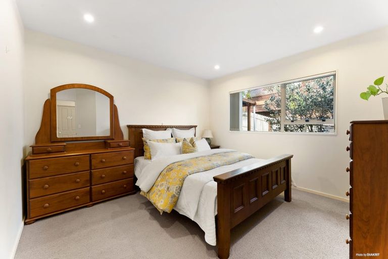 Photo of property in 1/7 Delamare Court, Sunnynook, Auckland, 0632