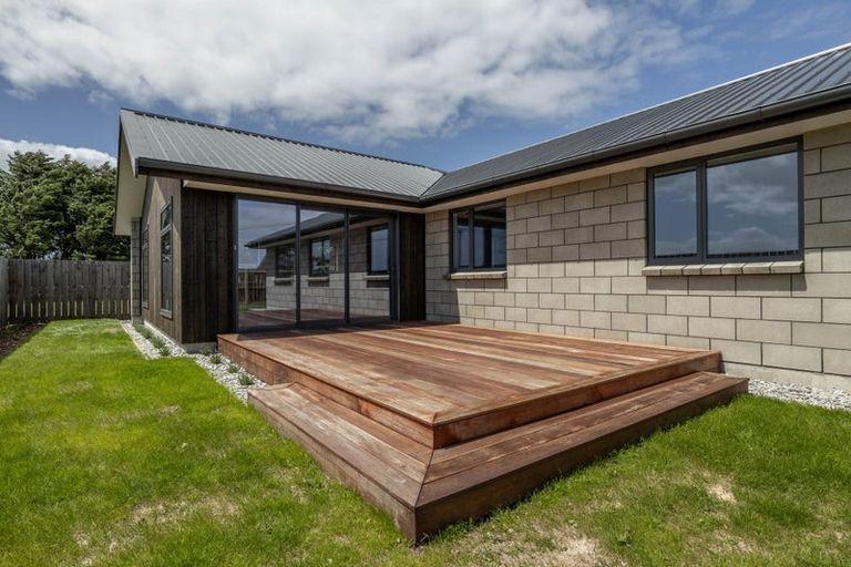 Photo of property in 114 Severn Street, Clifton, Invercargill, 9812