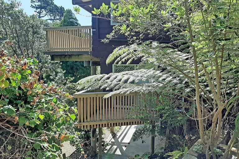 Photo of property in 617 Blockhouse Bay Road, Blockhouse Bay, Auckland, 0600