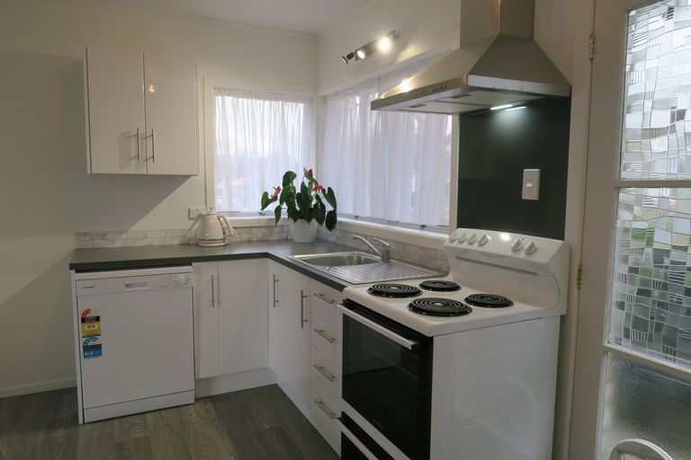 Photo of property in 1/12 Crisp Avenue, Pukekohe, 2120