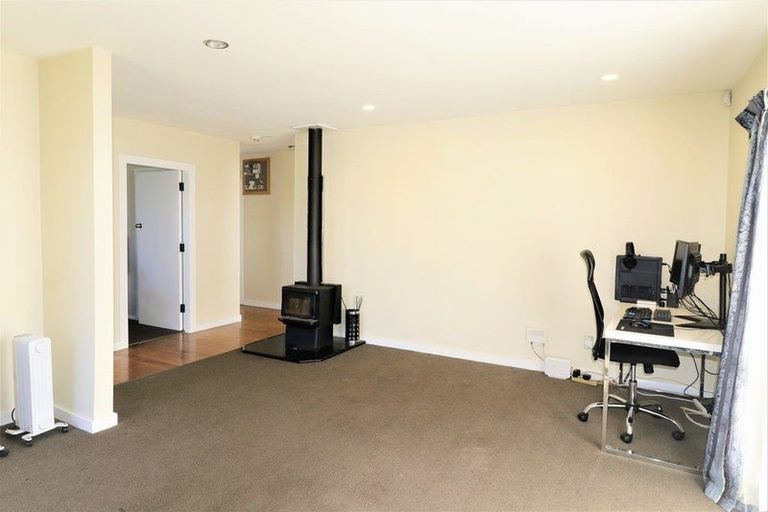 Photo of property in 97 Carlton Avenue, Tawhero, Whanganui, 4501