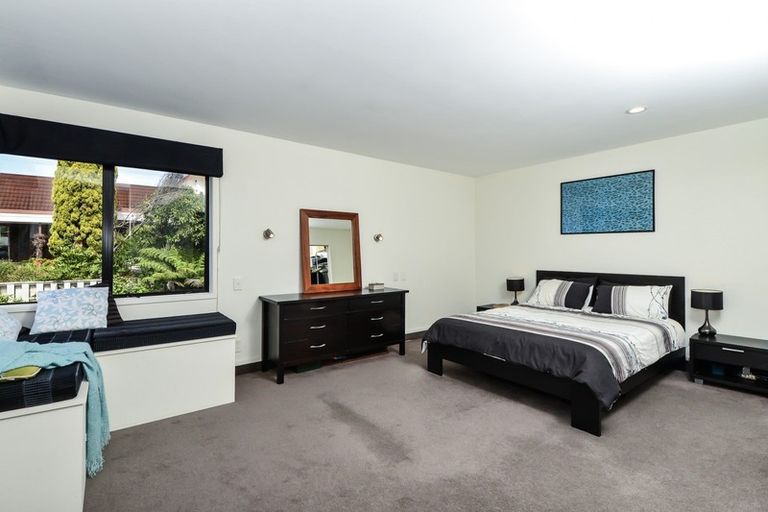 Photo of property in 18b Burn-murdoch Street, St Andrews, Hamilton, 3200