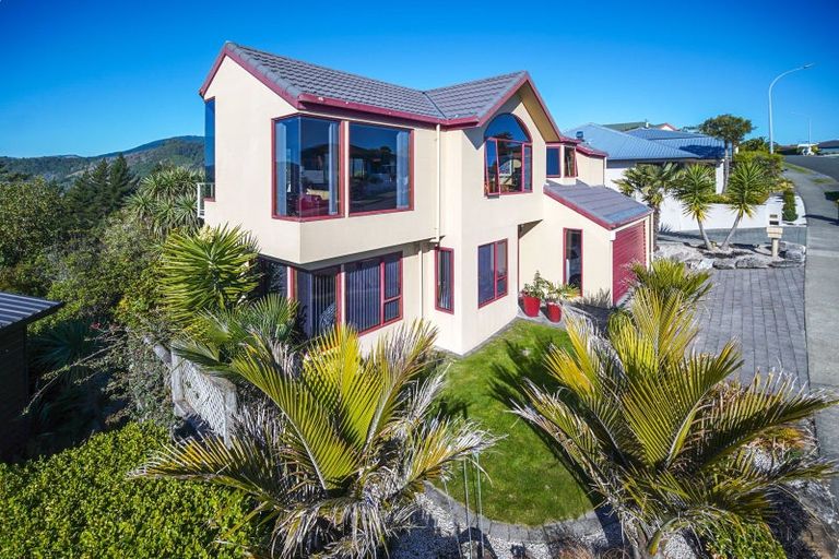 Photo of property in 321 Princes Drive, Britannia Heights, Nelson, 7010