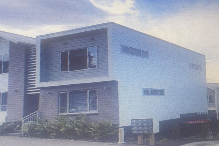 Photo of property in 8/19 Ruakiwi Road, Hamilton Lake, Hamilton, 3204