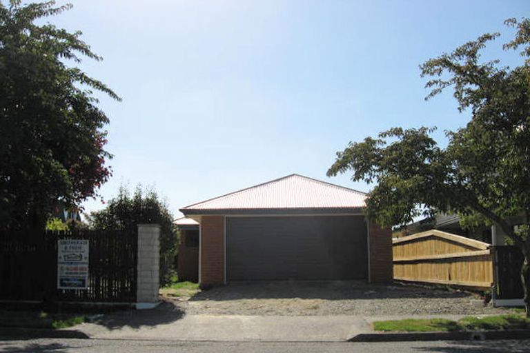 Photo of property in 14 Nixon Street, Tinwald, Ashburton, 7700