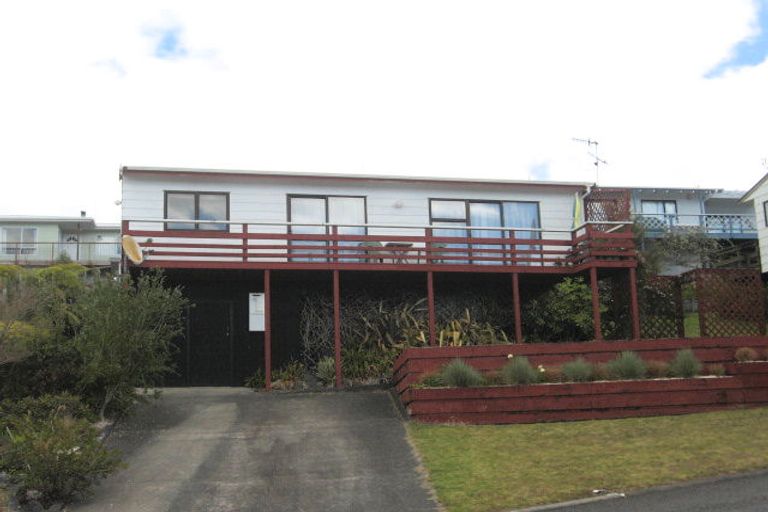 Photo of property in 66 Windsor Drive, Tairua, 3508