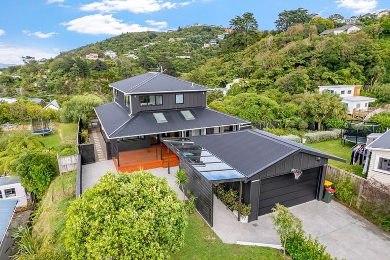 Photo of property in 47 Normandale Road, Normandale, Lower Hutt, 5010