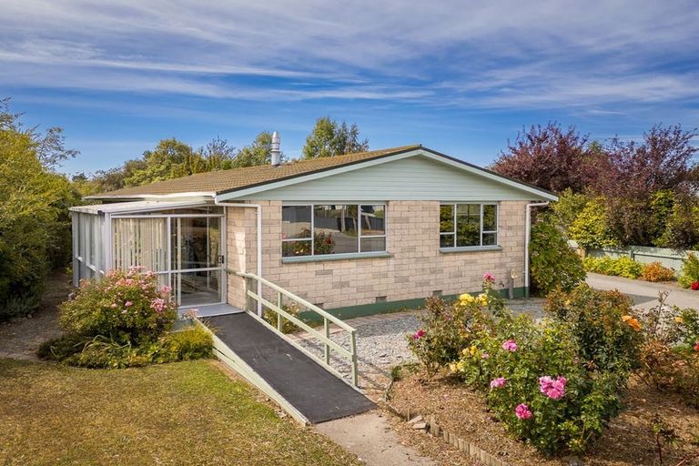 Photo of property in 48 Parsonage Road, Waimate, 7924