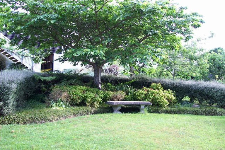 Photo of property in 42 Holcombrooke Lane, Welcome Bay, Tauranga, 3175