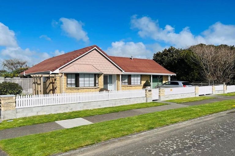 Photo of property in 153a High Street, Bulls, 4818