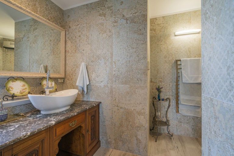 Photo of property in 103 Centennial Drive, Whitianga, 3510